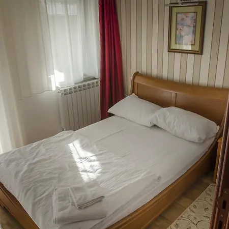 Apartment And Rooms In Club Indija Exterior photo