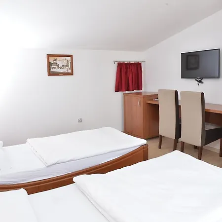 Apartment And Rooms In Club Indija Exterior photo