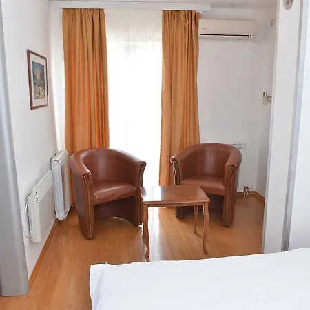 Apartment And Rooms In Club Indija Exterior photo