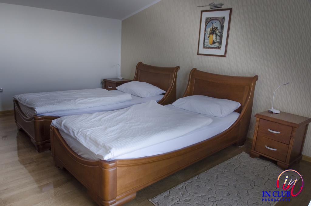 Apartment And In Club
