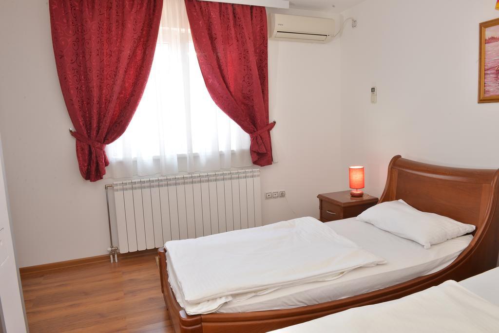 Apartment And In Club