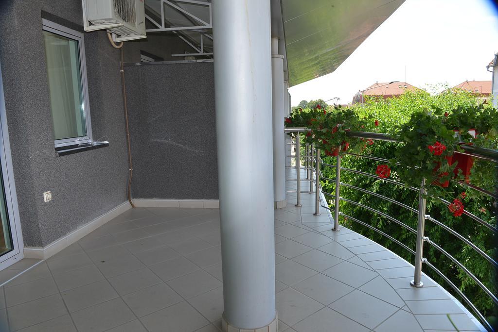 Apartment And In Club *